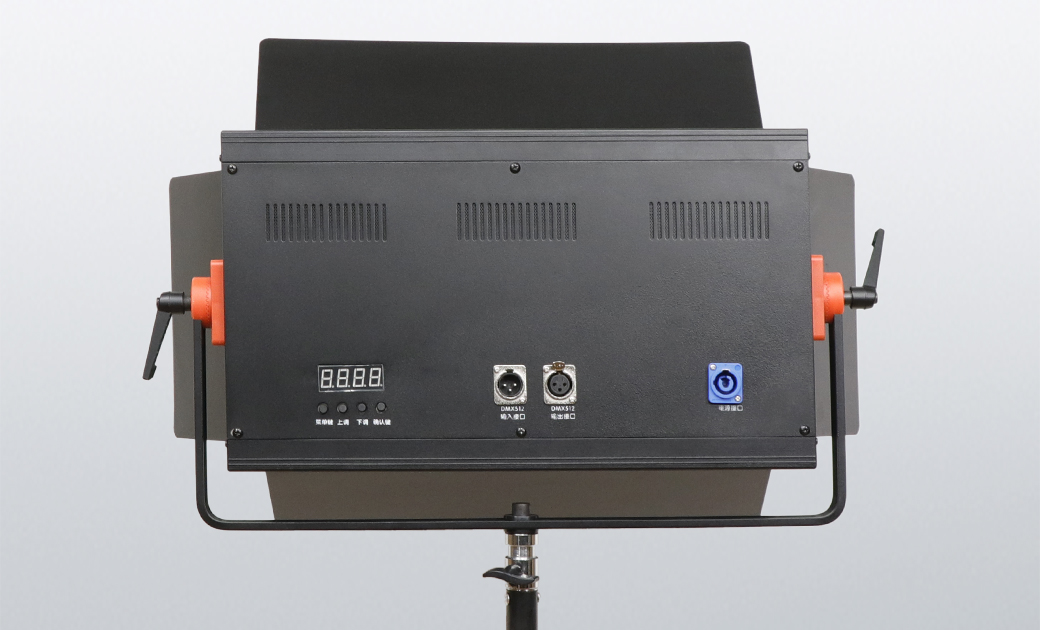 LED-100D